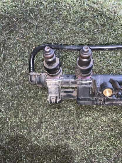 7700870914 FLAUTO INIETTORI RENAULT Clio Serie 1.2 benzina (1997)