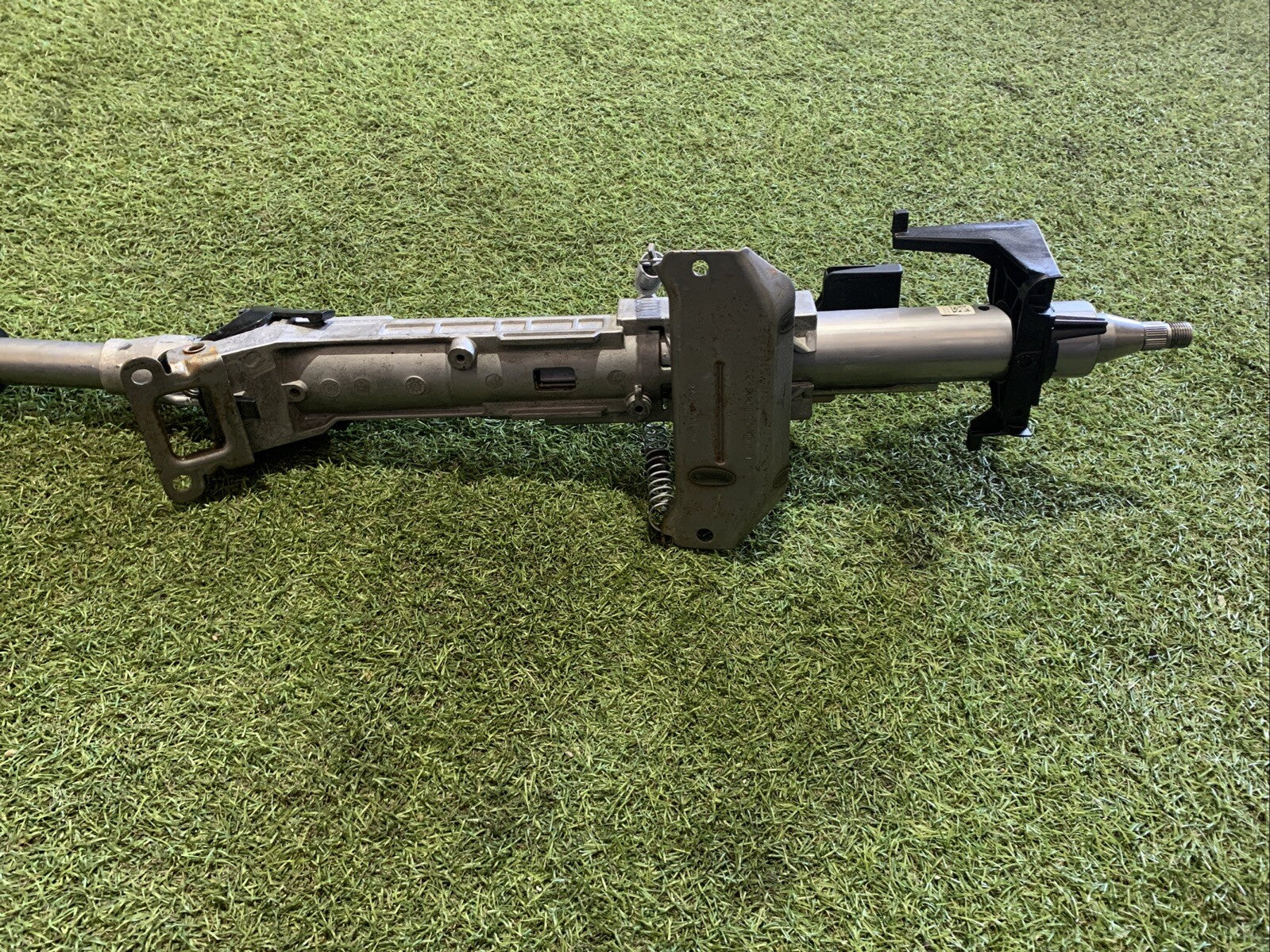 PIANTONE STERZO PER ALFA ROMEO Giulia Serie (952_) 50573201 46346398  (16 ) (2)