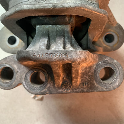 SUPPORTO MOTORE ANTERIORE DX FIAT BRAVO LANCIA DELTA 1.6 51796829