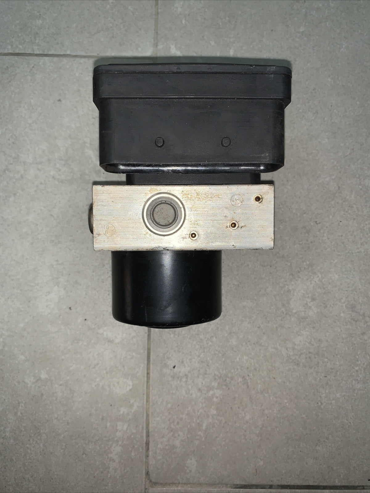 4s61-2m110-da CENTRALINA POMPA AGGREGATO ABS FORD FIESTA 1.4 ANNO DAL 2008