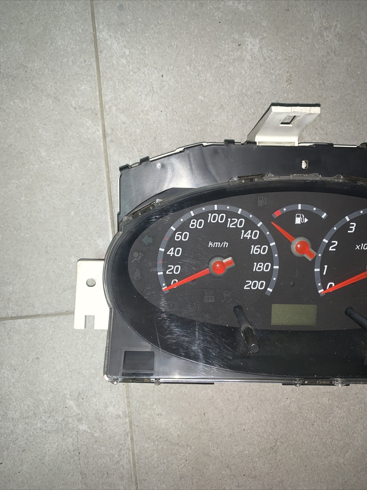 - QUADRO STRUMENTI CONTACHILOMETRI ODOMETER NISSAN MICRA K12 BENZINA CODE: AX761