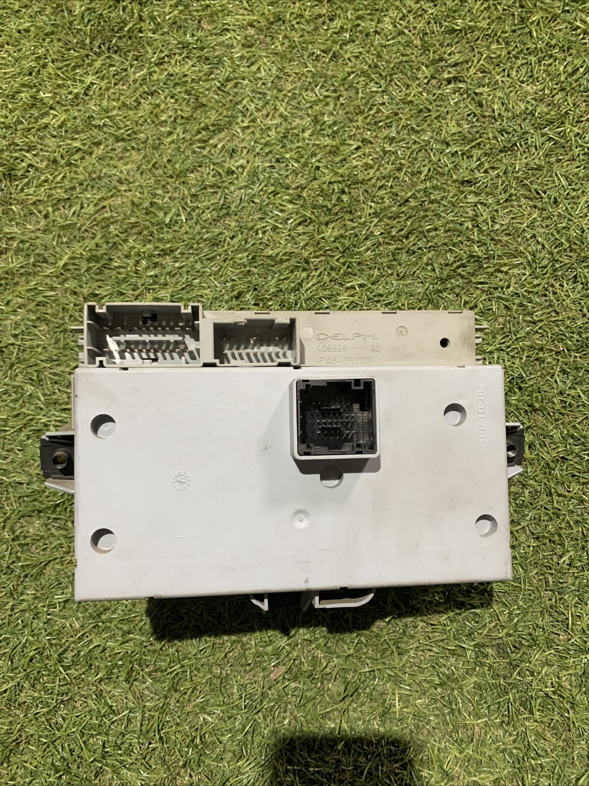 CENTRALINA PORTAFUSIBILI FIAT PUNTO 2 (188)(1999-2012) 1.2 BENZINA COD: 46817785