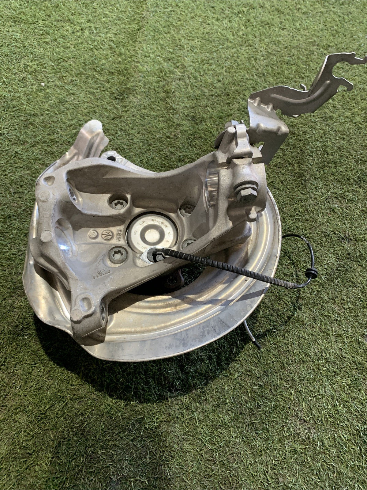 Mozzo Montante Fusello Anteriore Sinistro Bmw Serie 3 G20-G21 2.0 Diesel 