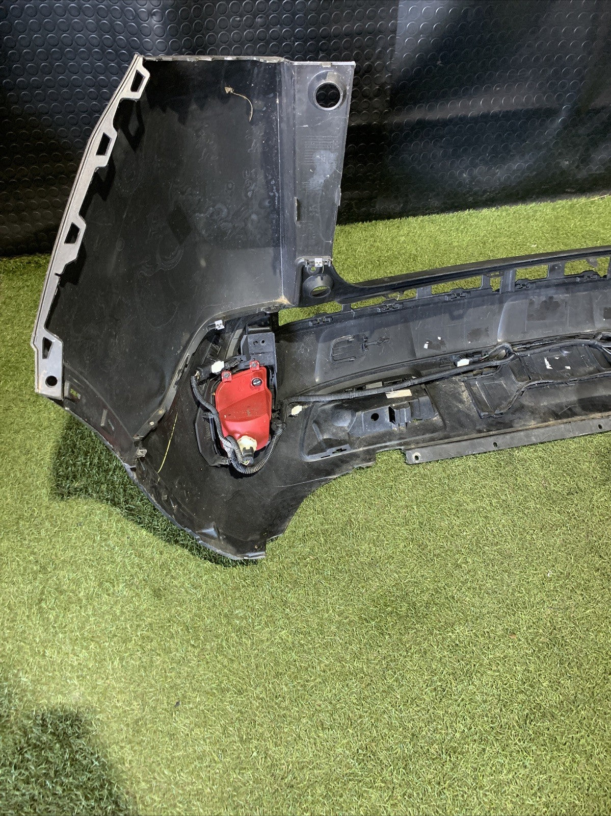 Paraurti Posteriore Peugeot 3008 Dal 2016 9811865077