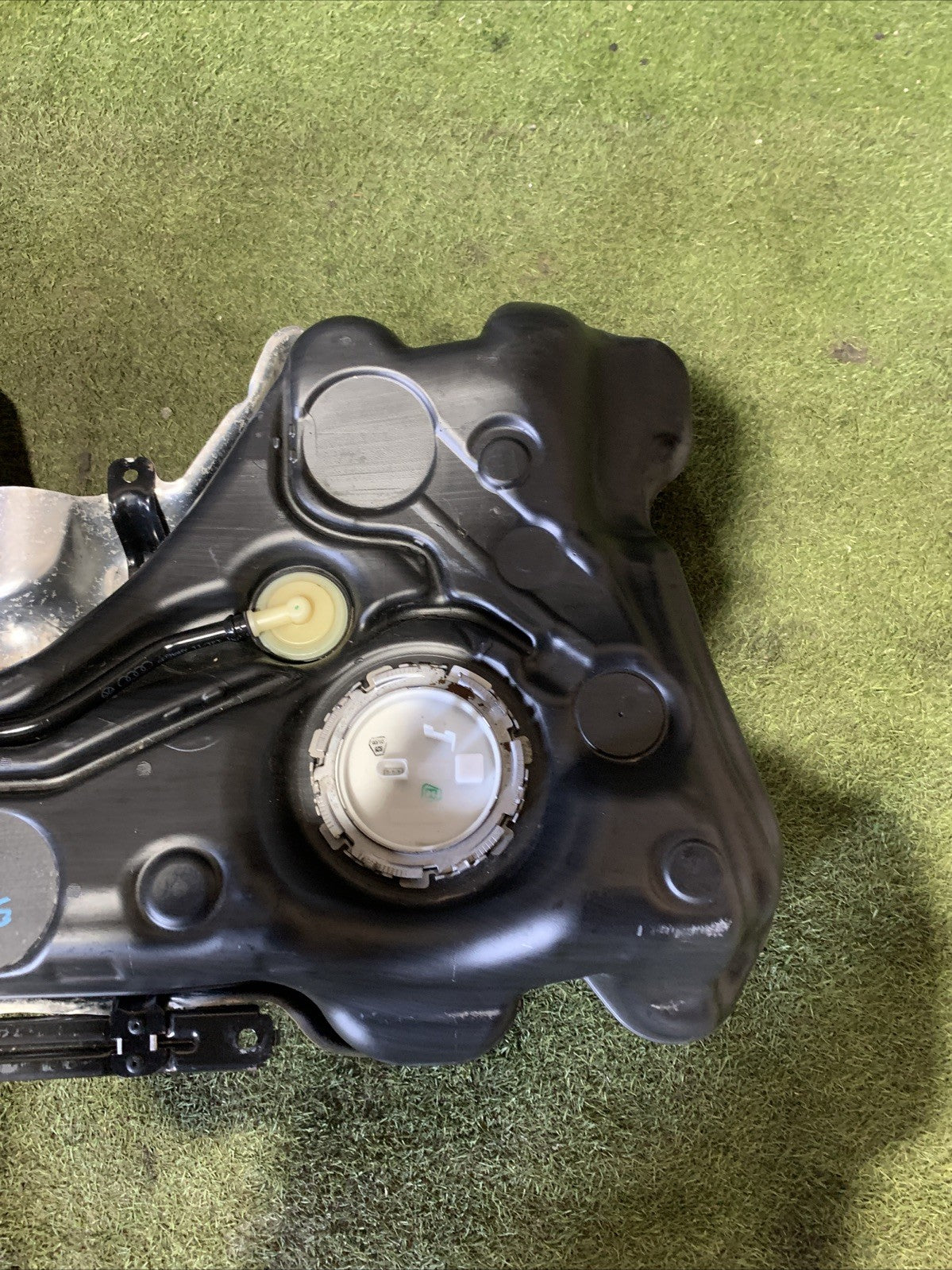 Serbatoio Carburante Volkswagen Golf 5 2.0 Diesel 1K0201085N
