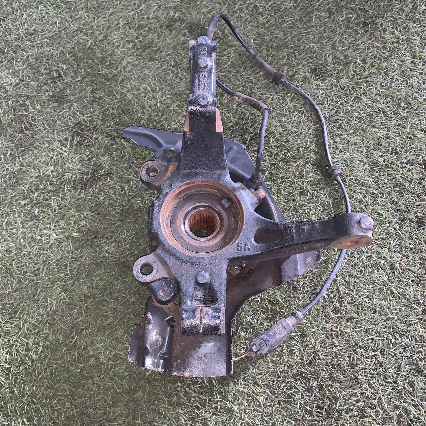 FUSELLO MOZZO MONTANTE ANTERIORE DESTRO DX FIAT GRANDE PUNTO 1.3 90 CV 55700935