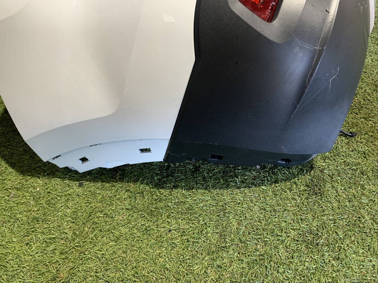 PARAURTI POSTERIORE COMPLETO VOLKSWAGEN T-CROSS  2019 IN POI CON SENSORI
