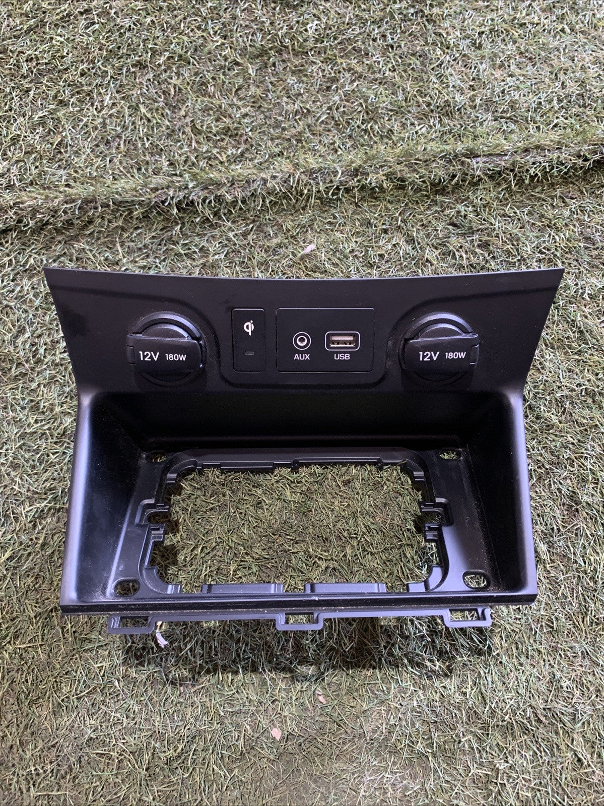 Vano Porta Oggetti Tunnel Centrale Hyundai Tucson 2019 84631-D7AA0