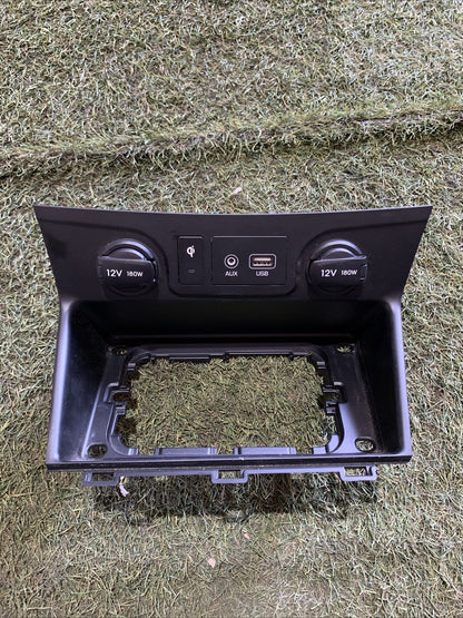 Vano Porta Oggetti Tunnel Centrale Hyundai Tucson 2019 84631-D7AA0