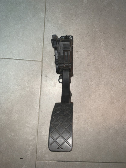 pedale acceleratore Volkswagen polo 6R 1.6 6Q1723503P