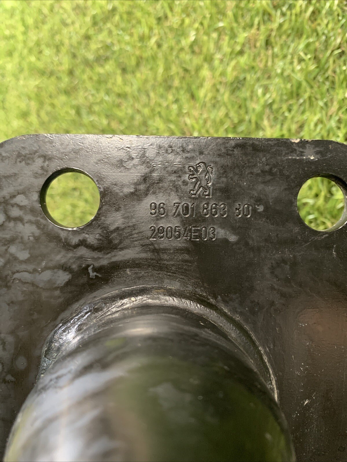 RINFORZO PARAURTI ANTERIORE PEUGEOT 3008 9670186380