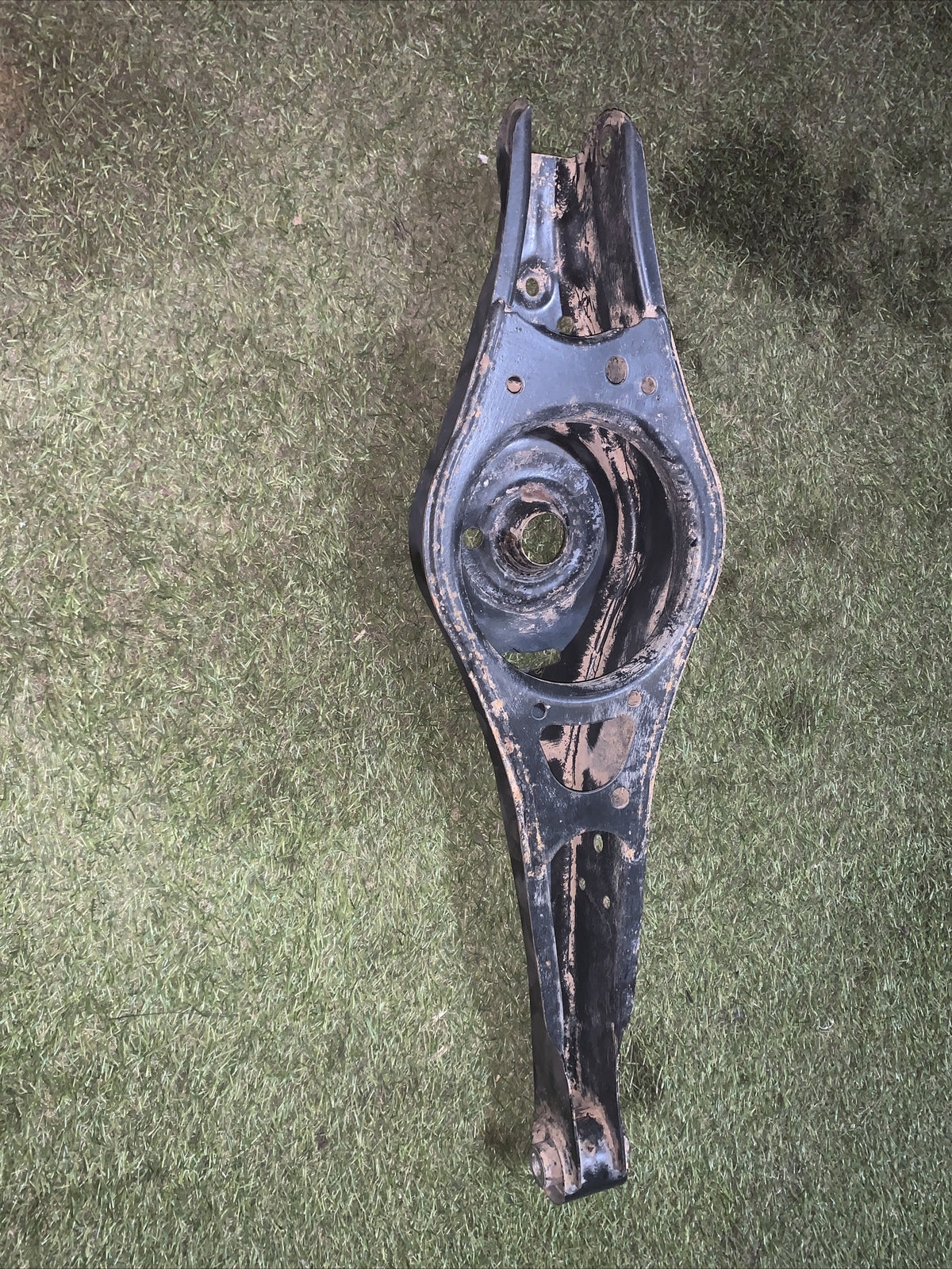 1K0505371 BRACCIO OSCILLANTE INFERIORE POSTERIORE LATO SX VOLKSWAGEN GOLF 5