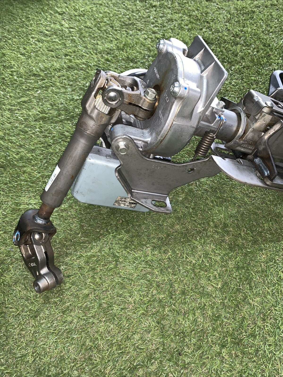 488102261R PIANTONE STERZO RENAULT Megane Serie (15) 1500 Diesel (2016)