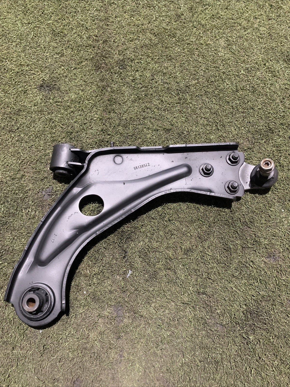 Braccio Oscilante Anteriore Destro Peugeot 3008 2016-2020 2.0 Diesel 98138522