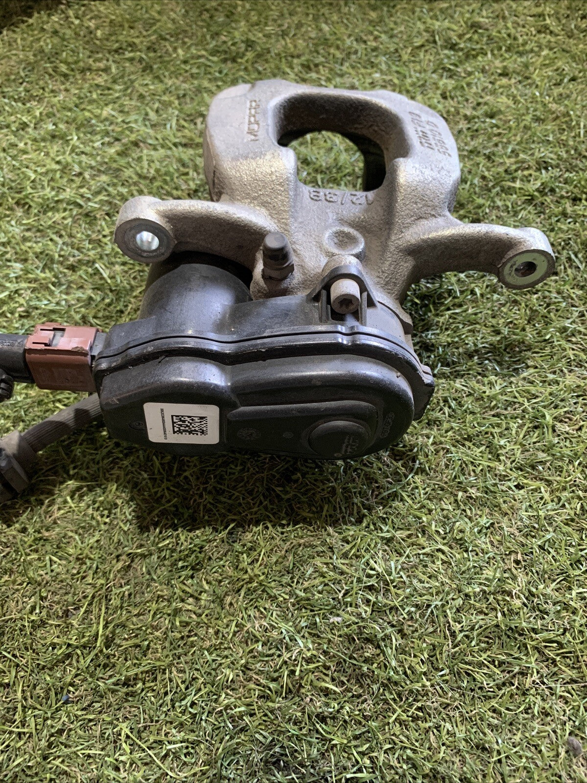 77367135 PINZA FRENO POSTERIORE SX FIAT 500X (334) (3)