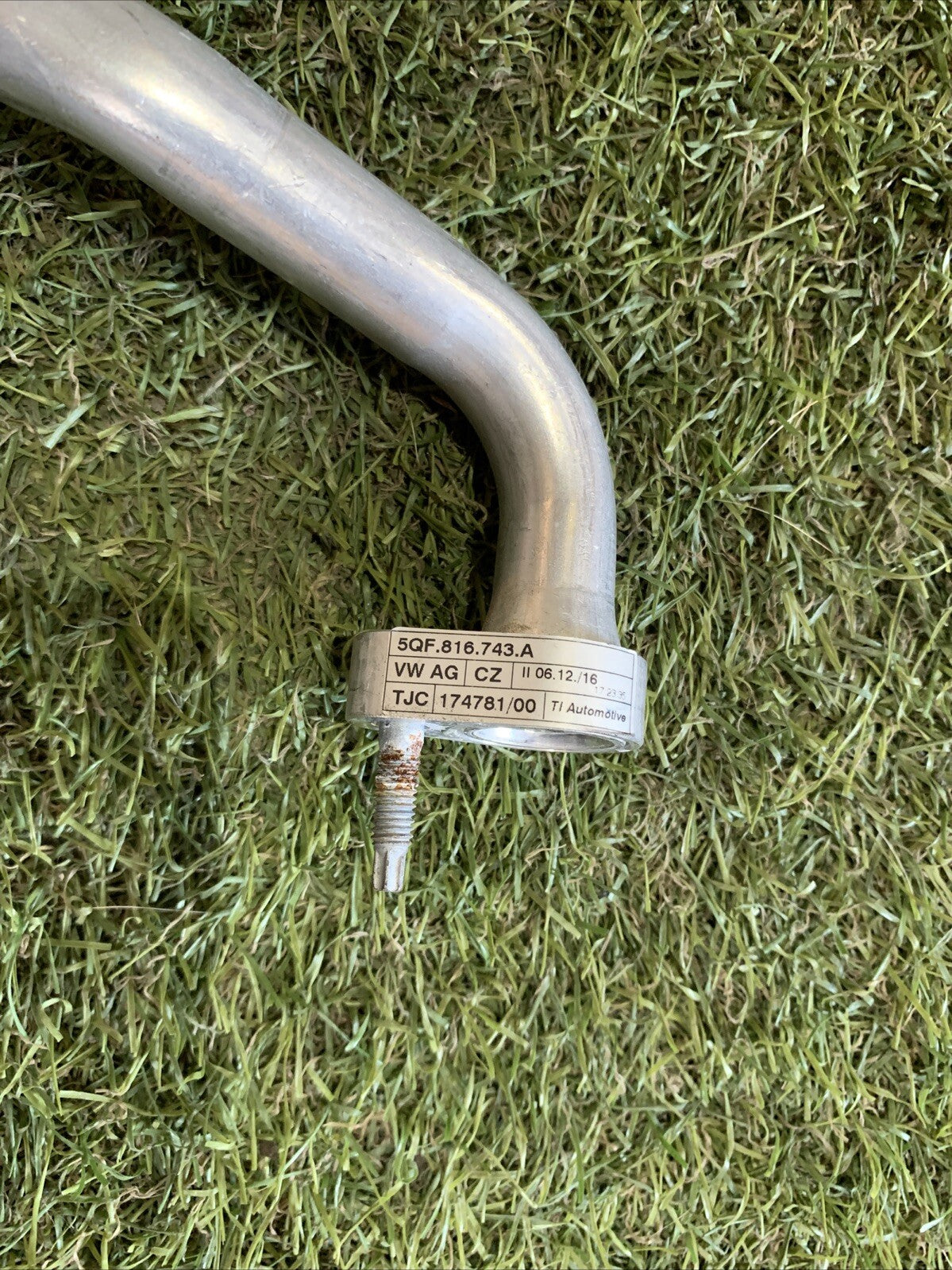 TUBO COMPRESSORE EVAPORATORE A/C VOLKSWAGEN Tiguan 2019 5QF816743A