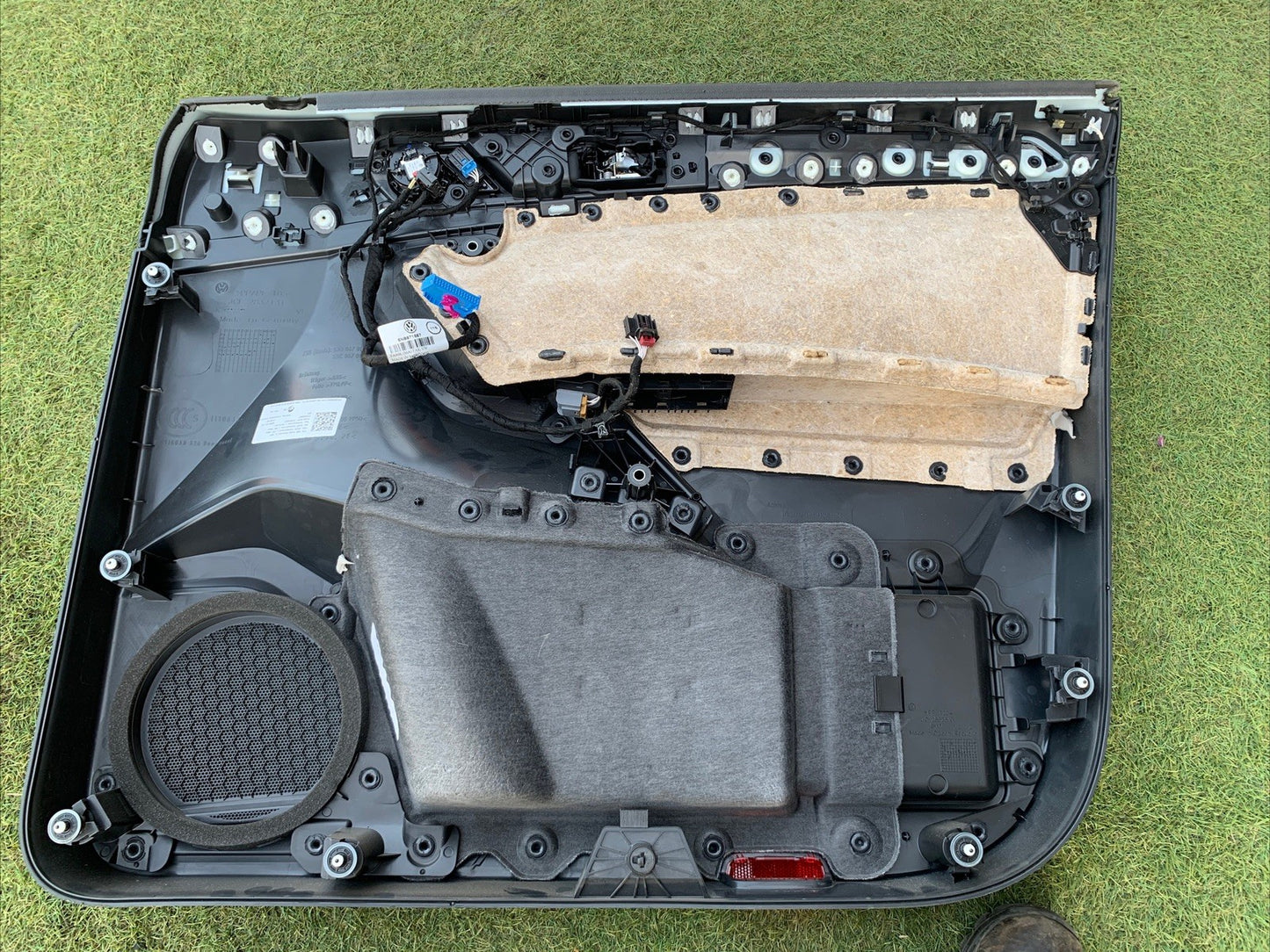 Pannello Porta Interno Anteriore Sinistro Volkswagen Tiguan Dal 2016 5NB867011