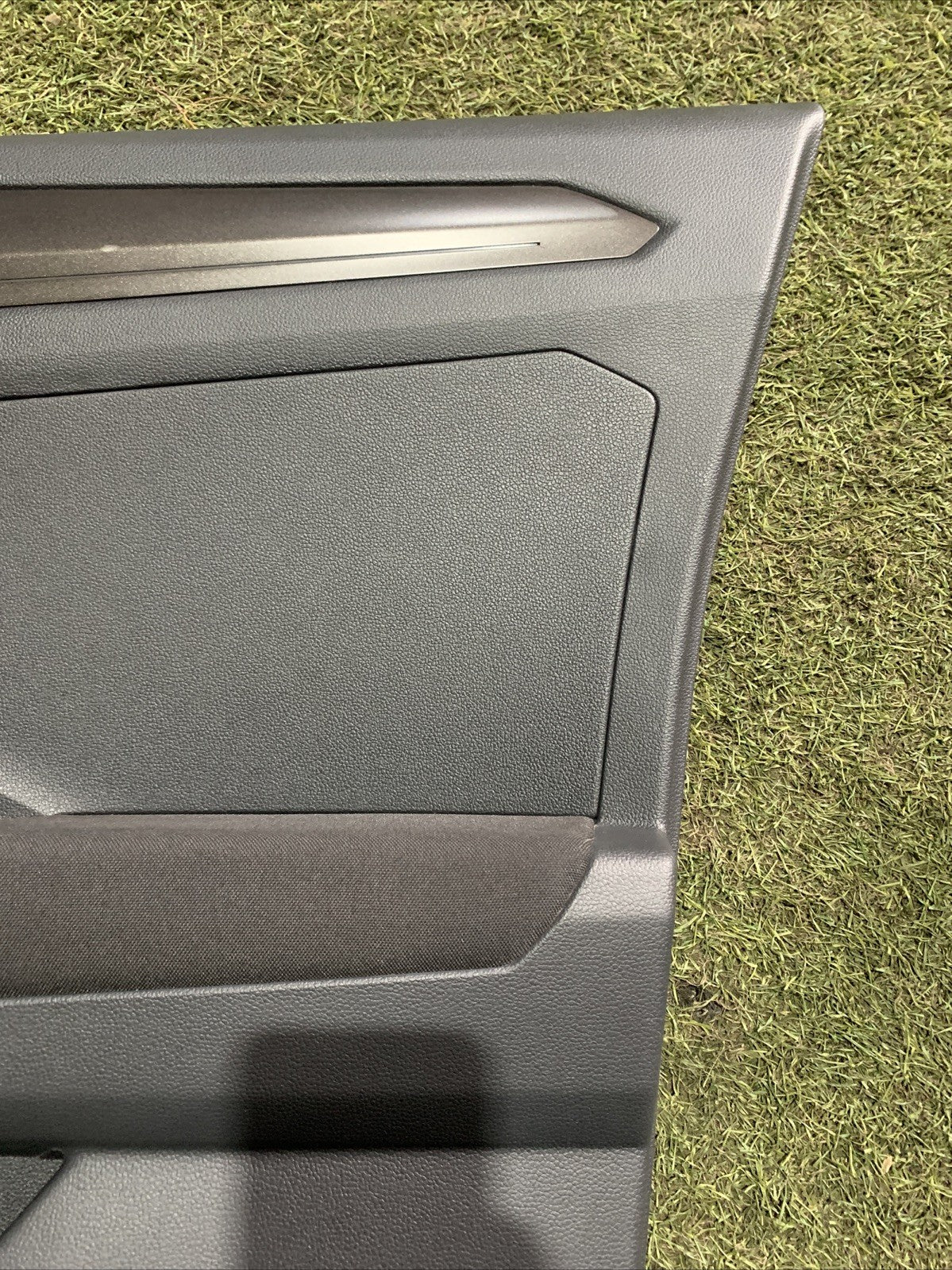 Pannello Porta Anteriore Destro Con Led Volkswagen T-Roc 2019 2GA867012