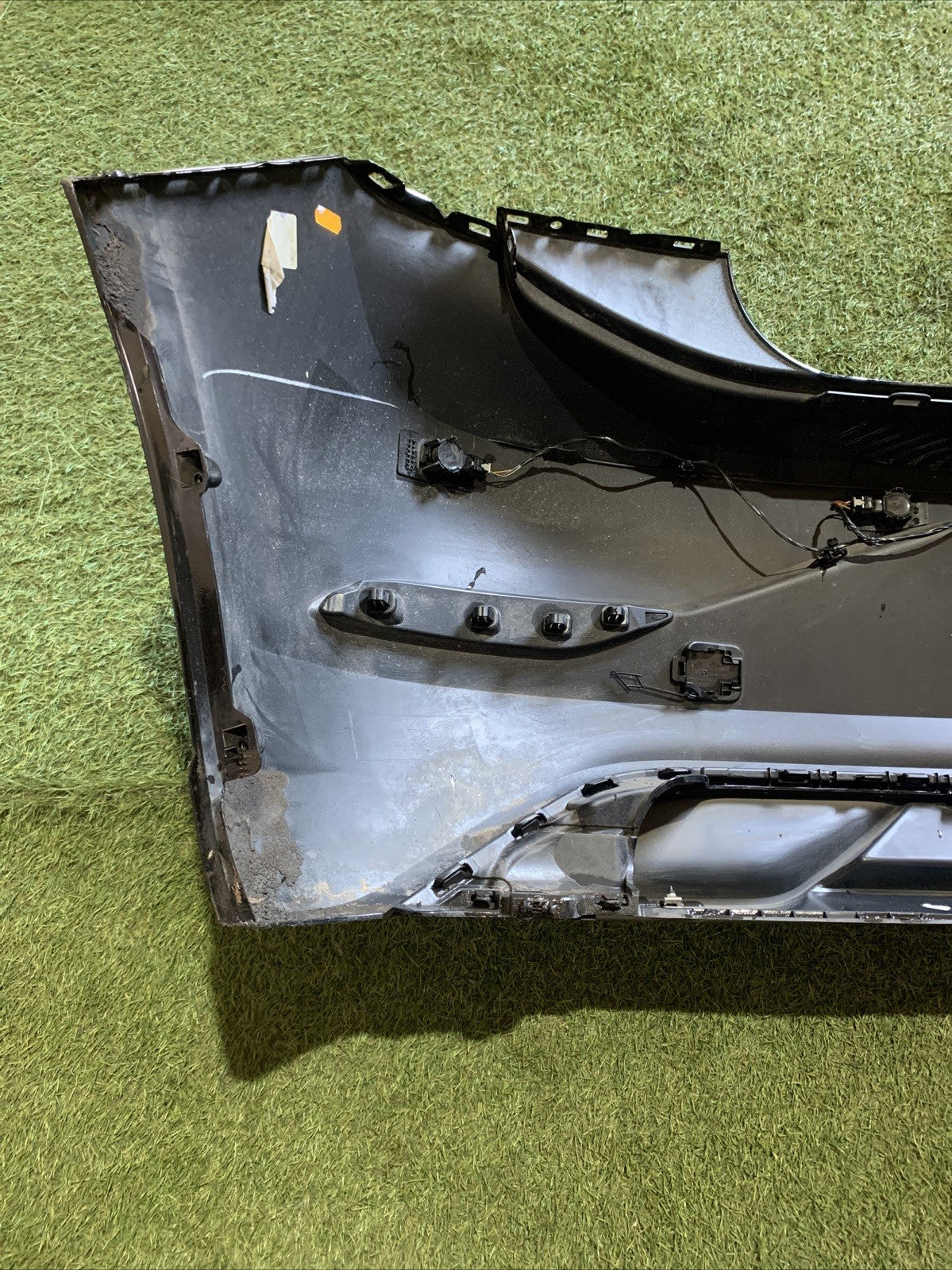 PARAURTI POSTERIORE CON SENSORI DI PARCHEGGIO VOLKSWAGEN POLO 2023