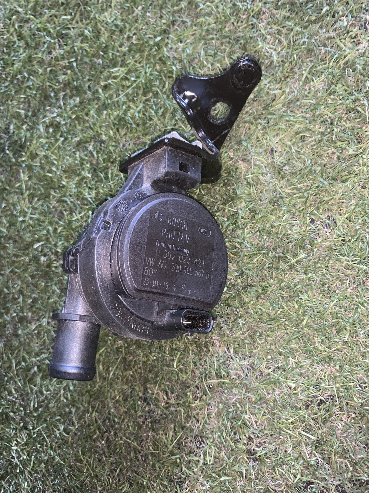 Pompa acqua supplementare VW Tiguan 2023 2.0 Benzina 0392023421