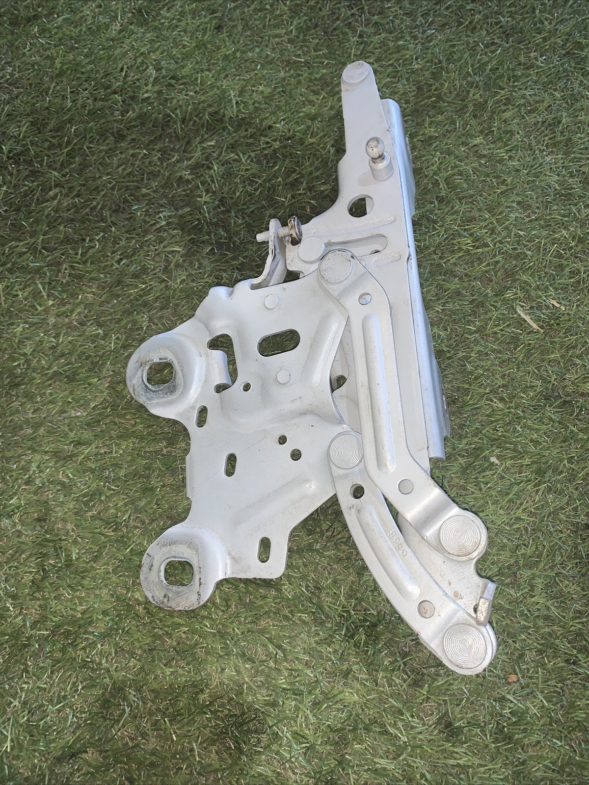 P18733850 Cerniera Cofano BMW X1 (F48) 732944113