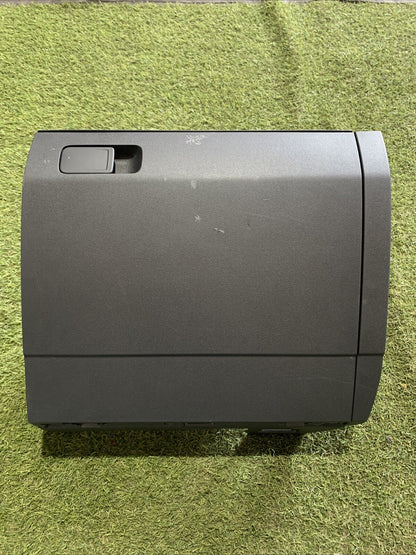 CASSETTO PORTA OGGETTI PER VOLKSWAGEN Tiguan Serie 5NB857097E (16 ) Guarda Foto