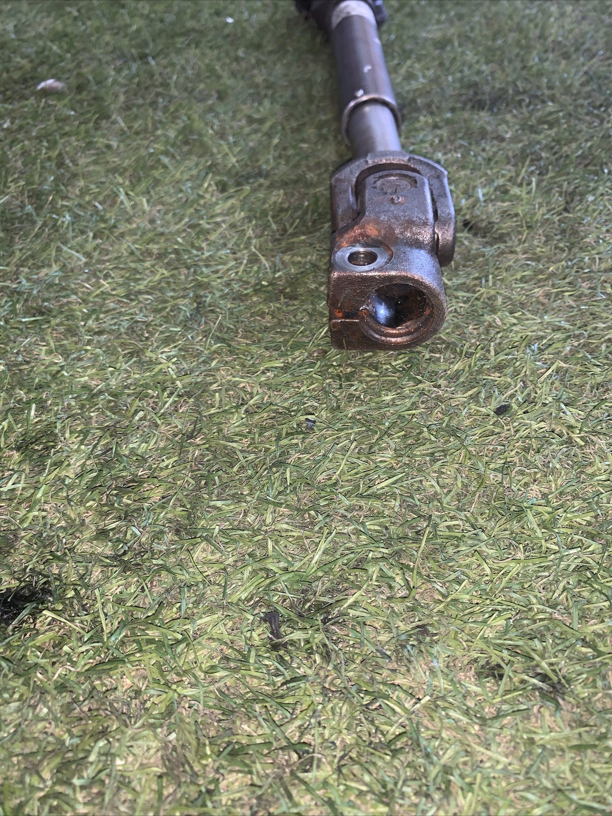 8V513C529AU PIANTONE STERZO ELETTRICO FORD FIESTA 1.4 2012