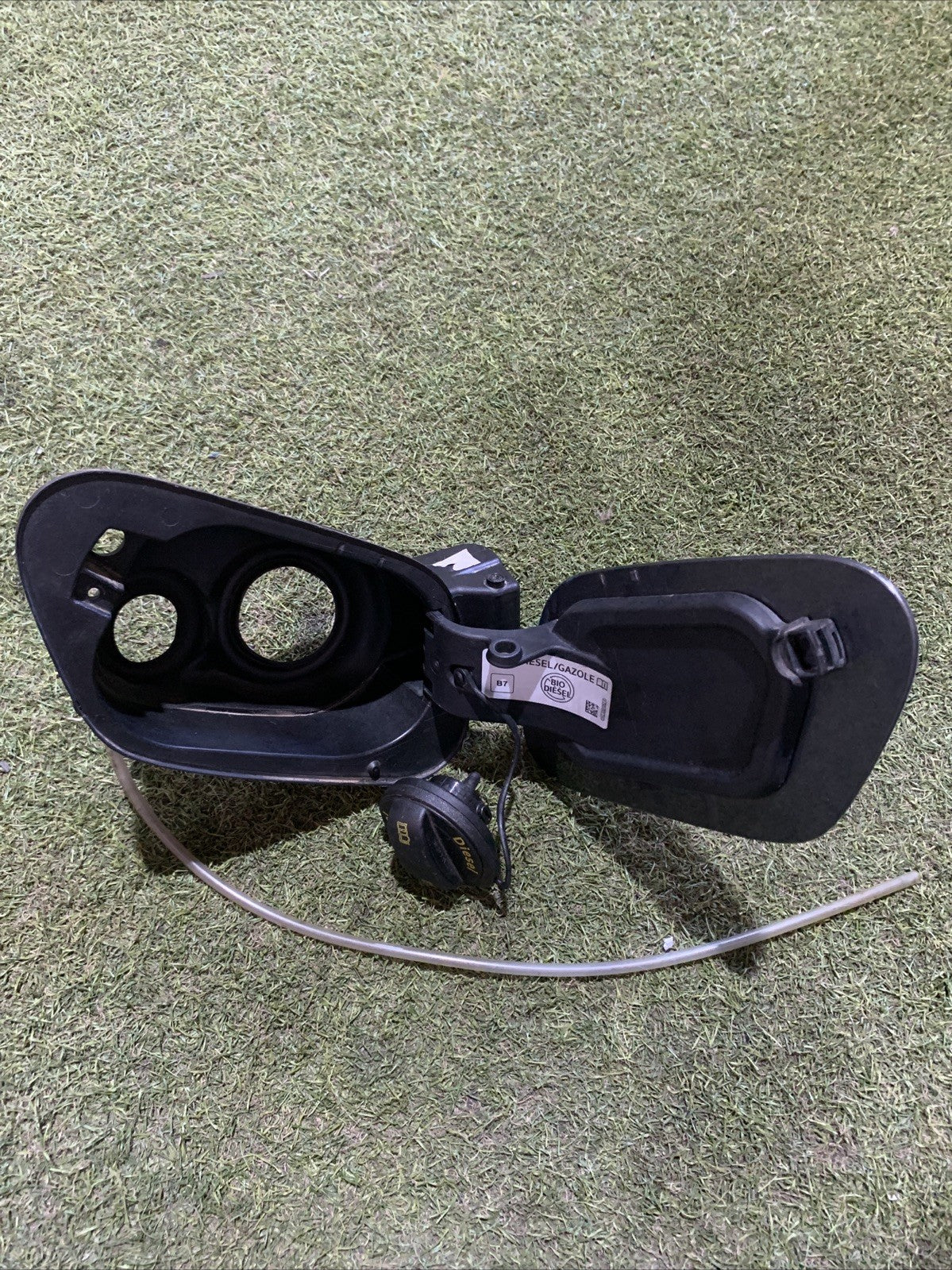 Sportellino Carburante Volkswagen Golf 7 5G0809999A