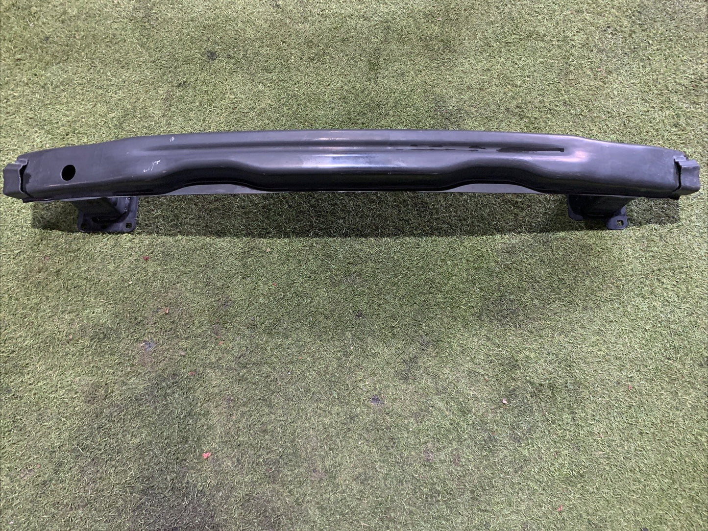 TRAVERSA PARAURTI POSTERIORE AUDI Q3 DAL 2011 AL 2018 8U0807003+8U0807313