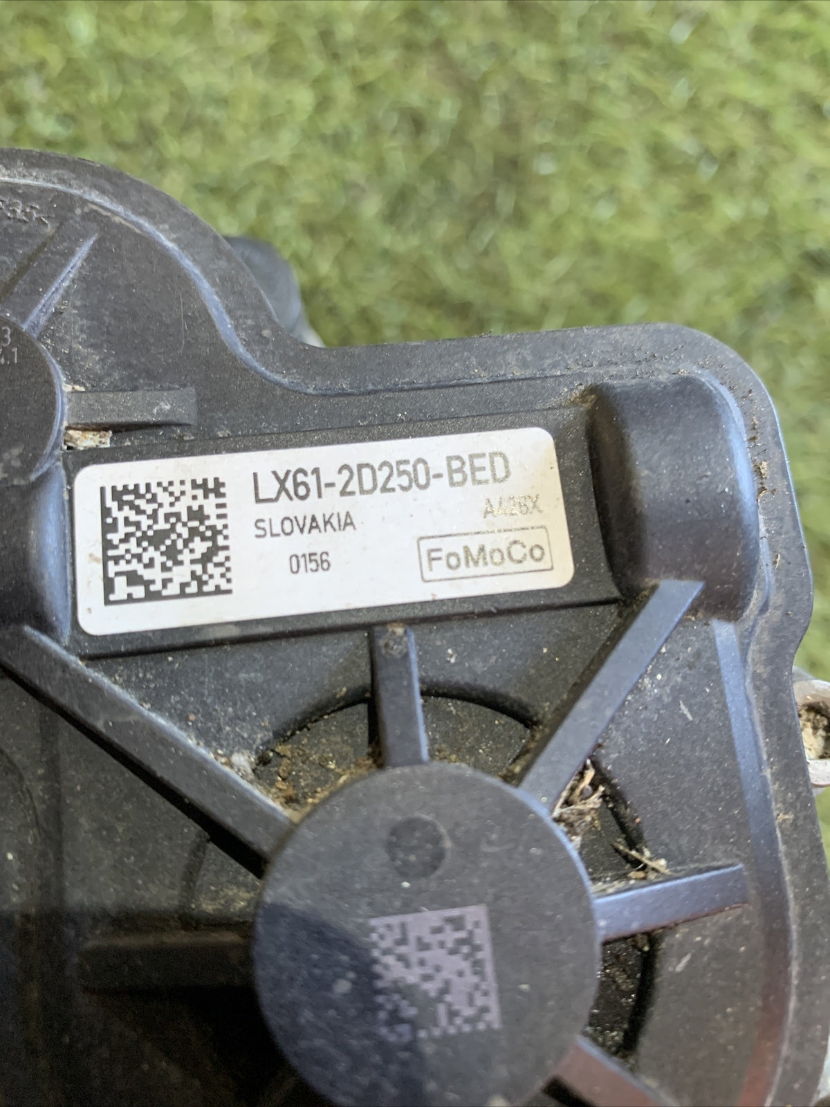 Pinza Posteriore Dx Ford Kuga 2022 2.5 Hybrid LX61-2D250-BED