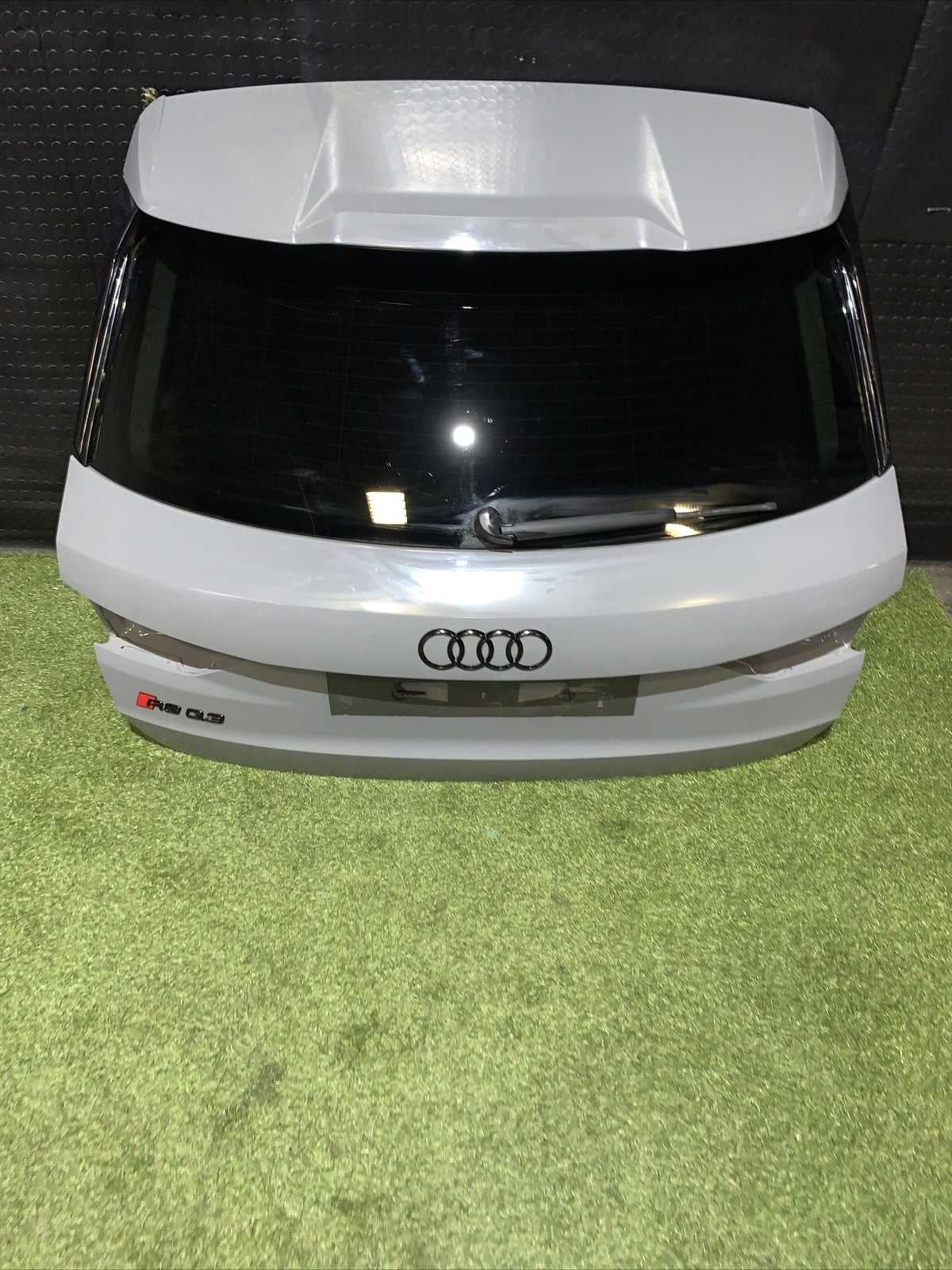 cofano bagagliaio audi Rs Q3