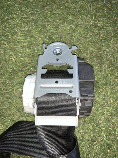 CINTURA DI SICUREZZA POSTERIORE SX RENAULT Twingo III serie 888414032R