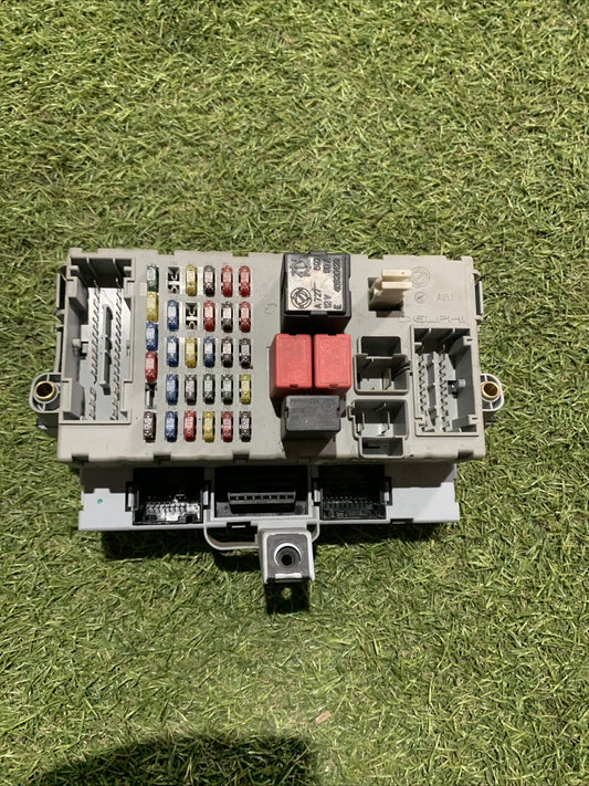 CENTRALINA PORTAFUSIBILI FIAT PUNTO 2 (188)(1999-2012) 1.2 BENZINA COD: 46817785