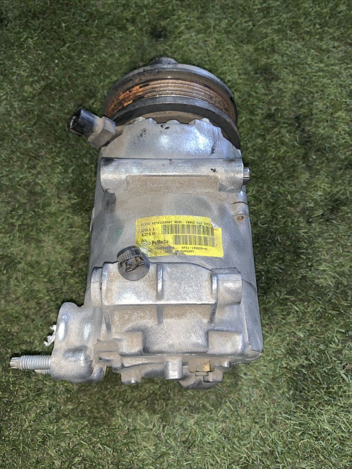 AP31-19D629-AC COMPRESSORE ARIA CONDIZIONATA FORD FIESTA 6 Serie 1.4 Diesel