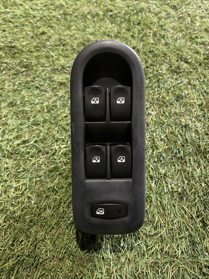 PULSANTIERA ANTERIORE SINISTRA PER RENAULT Clio Serie 8200356541 (04>08)
