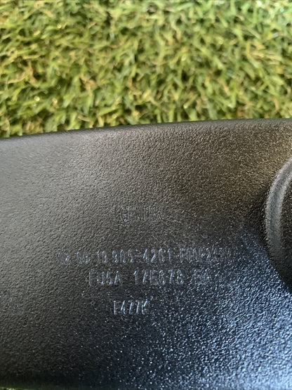 SPECCHIO RETROVISORE INTERNO FORD FIESTA VII (7° SERIE) 1.1 046532