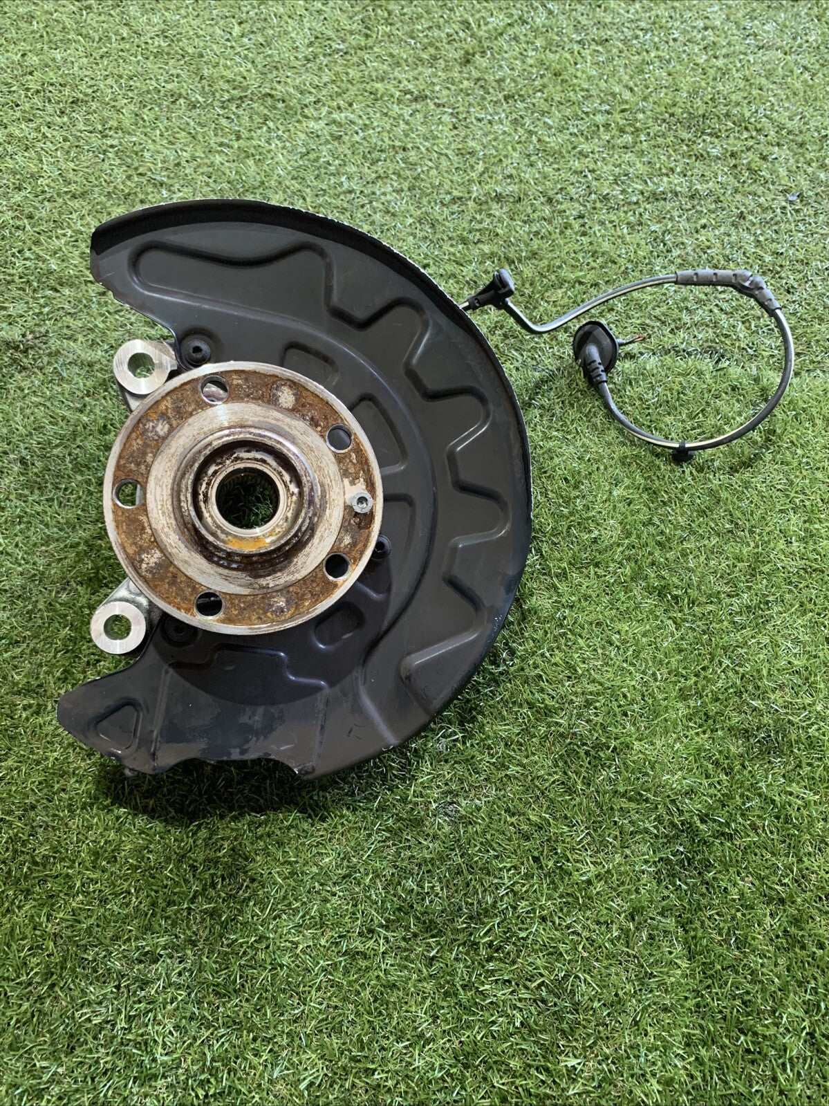 Mozzo Montante Fusello Anteriore Sinistro Seat Ateca 2017 1.6 Diesel 5Q0407257C