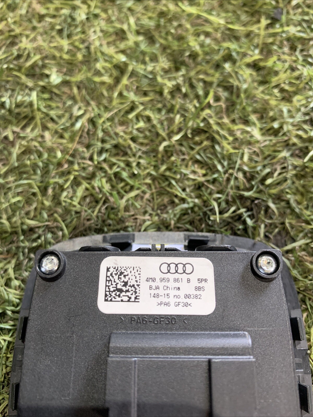 Pulsanti Piega Schienali Posteriori audi q7 4M0959861B