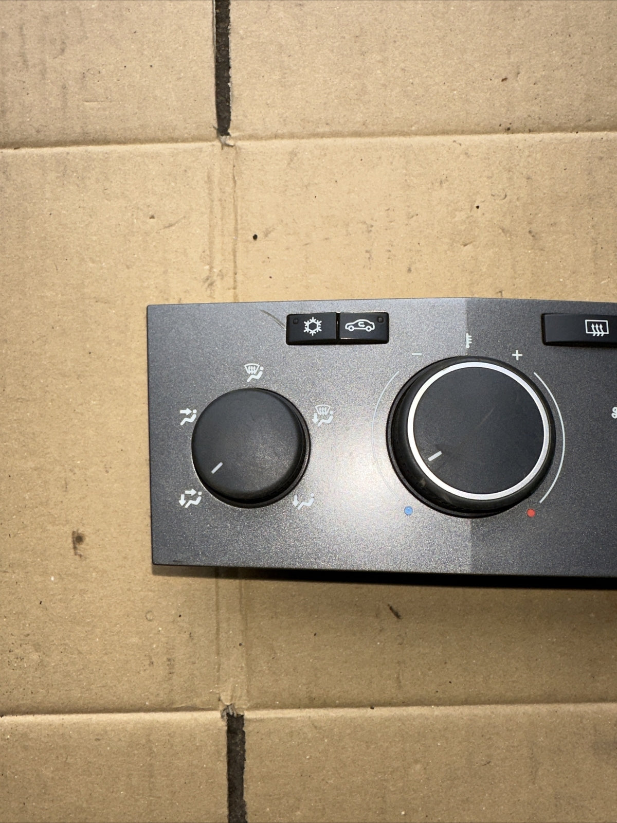 13201300 CENTRALINA CLIMA OPEL Astra H Berlina 1686 diesel