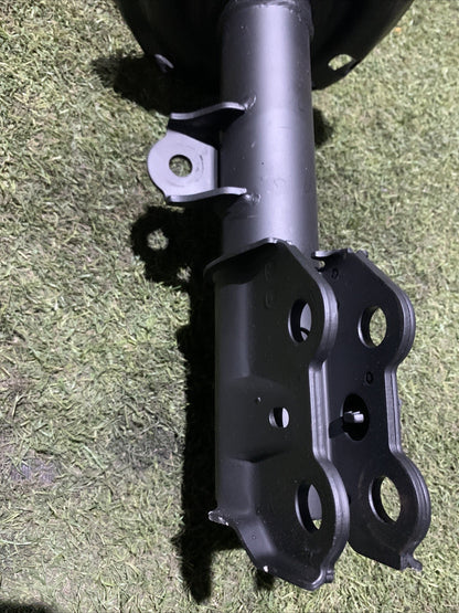 AMMORTIZZATORE ANTERIORE SINISTRO TOYOTA C-HR 2016-2019 1-8 HYBRID 48520-F4021