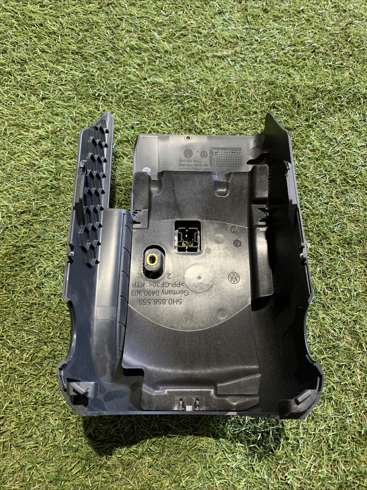 Rivestimento Piantone Sterzo Inferiore Volkswagen Golf 8 5H0858559