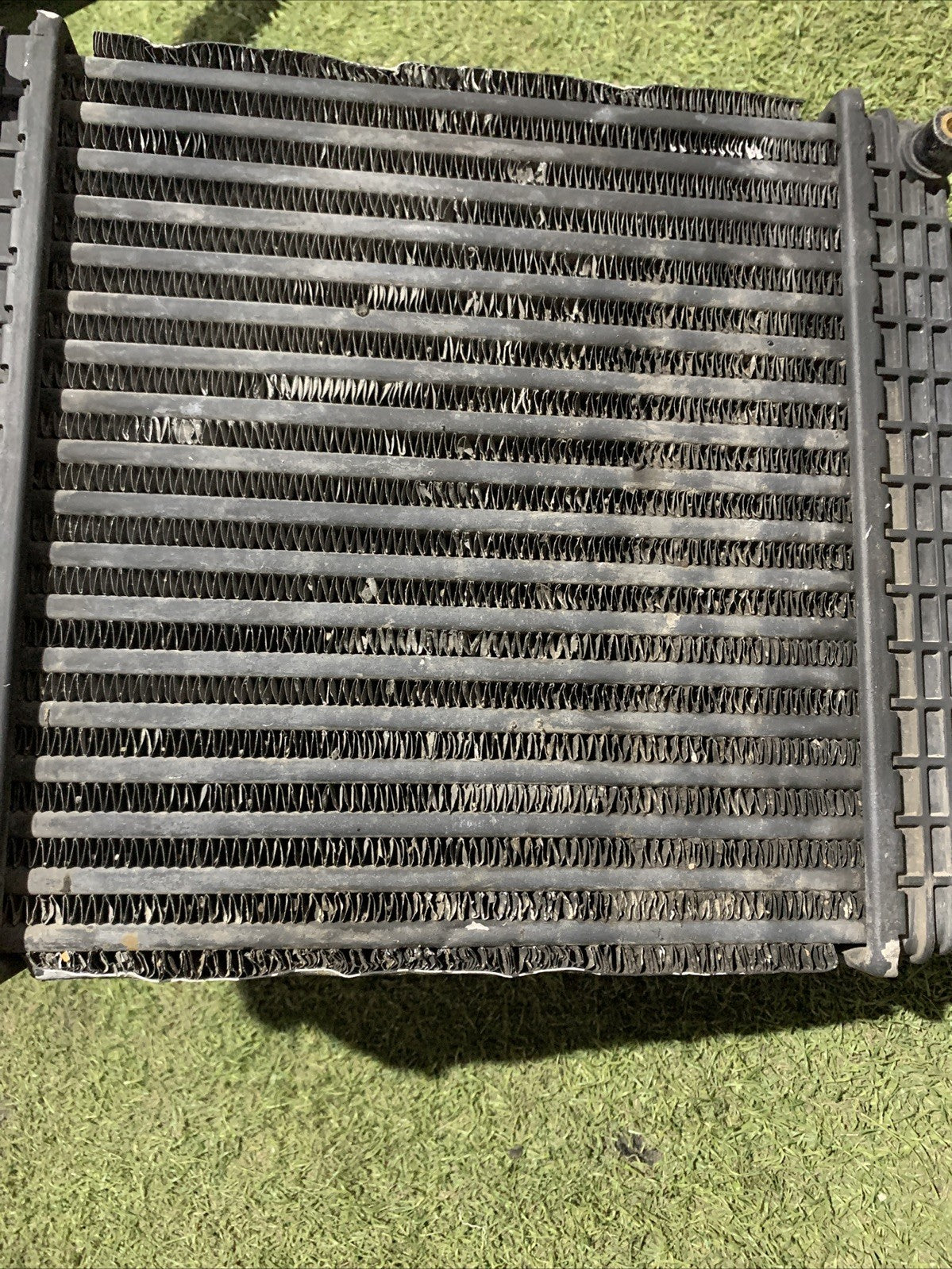 Radiatore Intercooler Maserati Levante 16484792