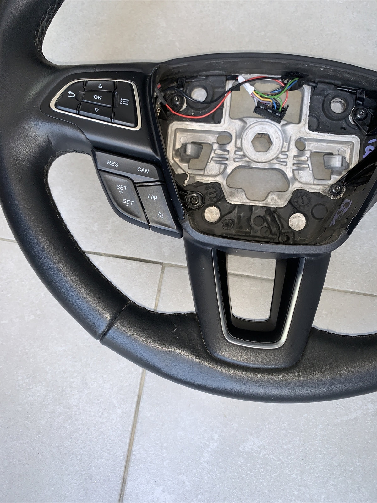 VOLANTE / STERZO CON COMANDI FORD ECOSPORT 2022  CGN153600KC3ZHE