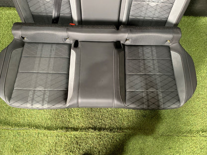 TAPPEZZERIA COMPLETA CON PANNELLI VOLKSWAGEN T-ROC 2024 R-LINE
