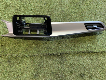 MODANATURA CENTRALE CRUSCOTTO PER VOLKSWAGEN T-Roc 2022 2GA858036