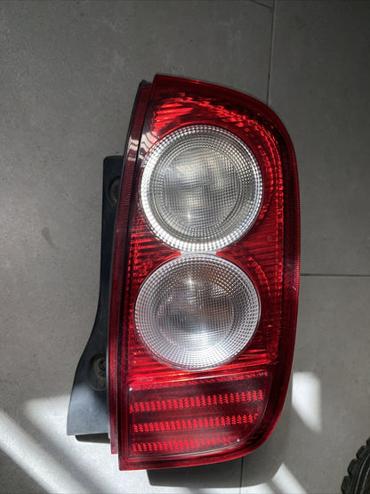 Stop fanale posteriore Destro Passeggero per Nissan Micra 4 Serie (2003   2005)