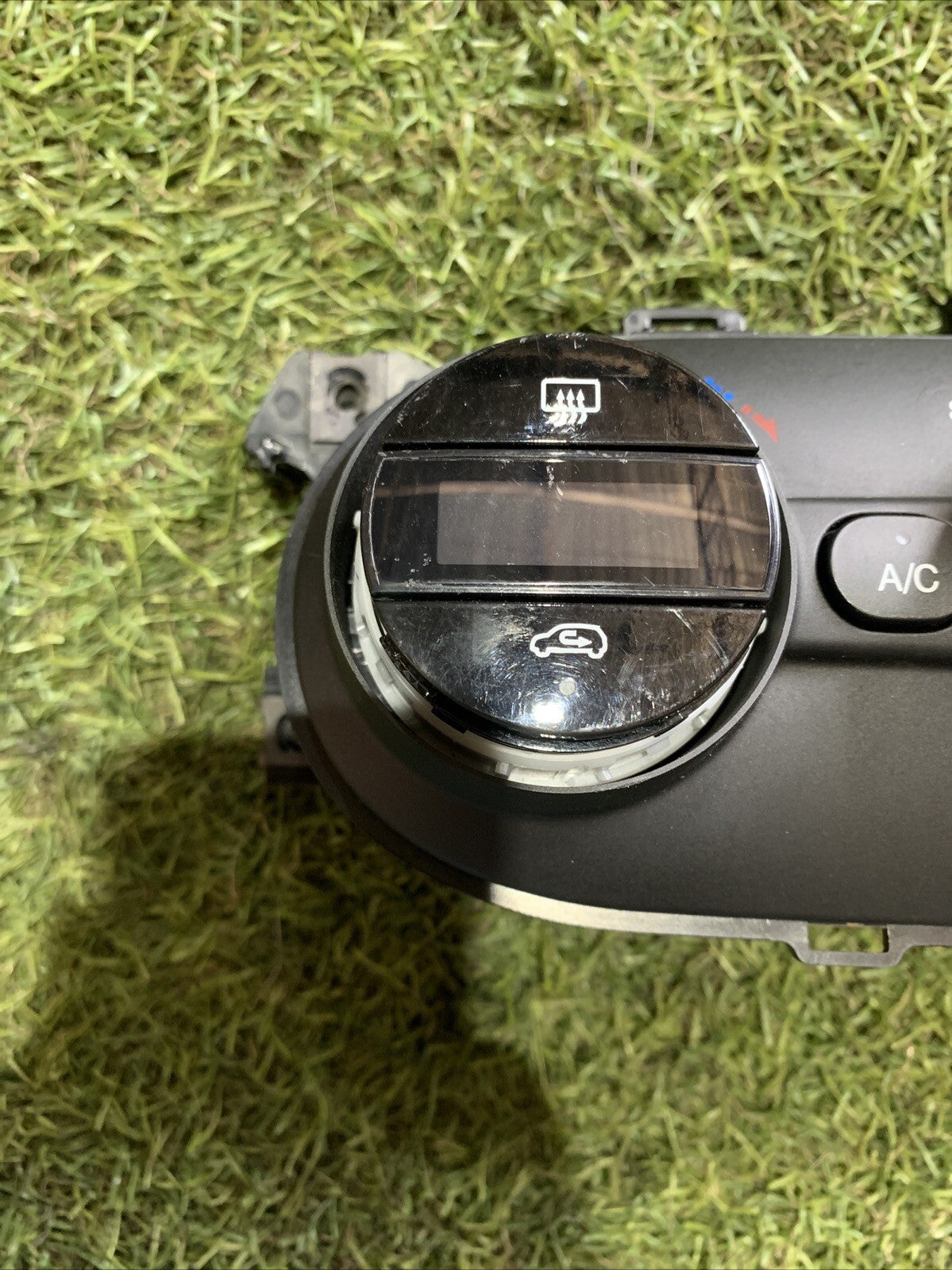 COMANDI CLIMA PER FIAT 500 L Serie (351_352) 735655880 (12 ) ATTENZIONE