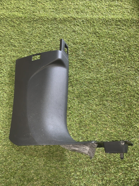 RIVESTIMENTO VANO PIEDI LATERALE ANTERIORE DESTRO AUDI Q7 2016 4M1867272A