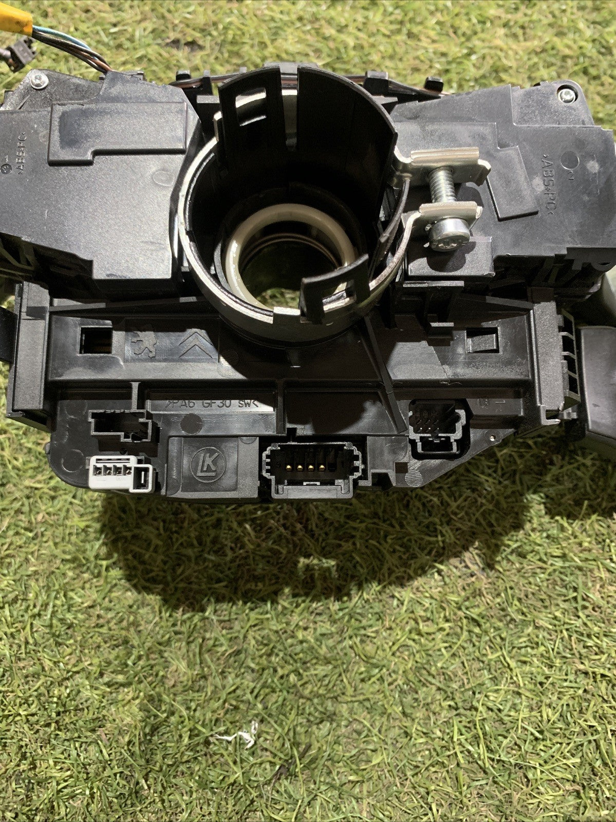 DEVIOLUCI CON PADDLE AL VOLANTE PEUGEOT 3008 Serie 98262588ZD (16)