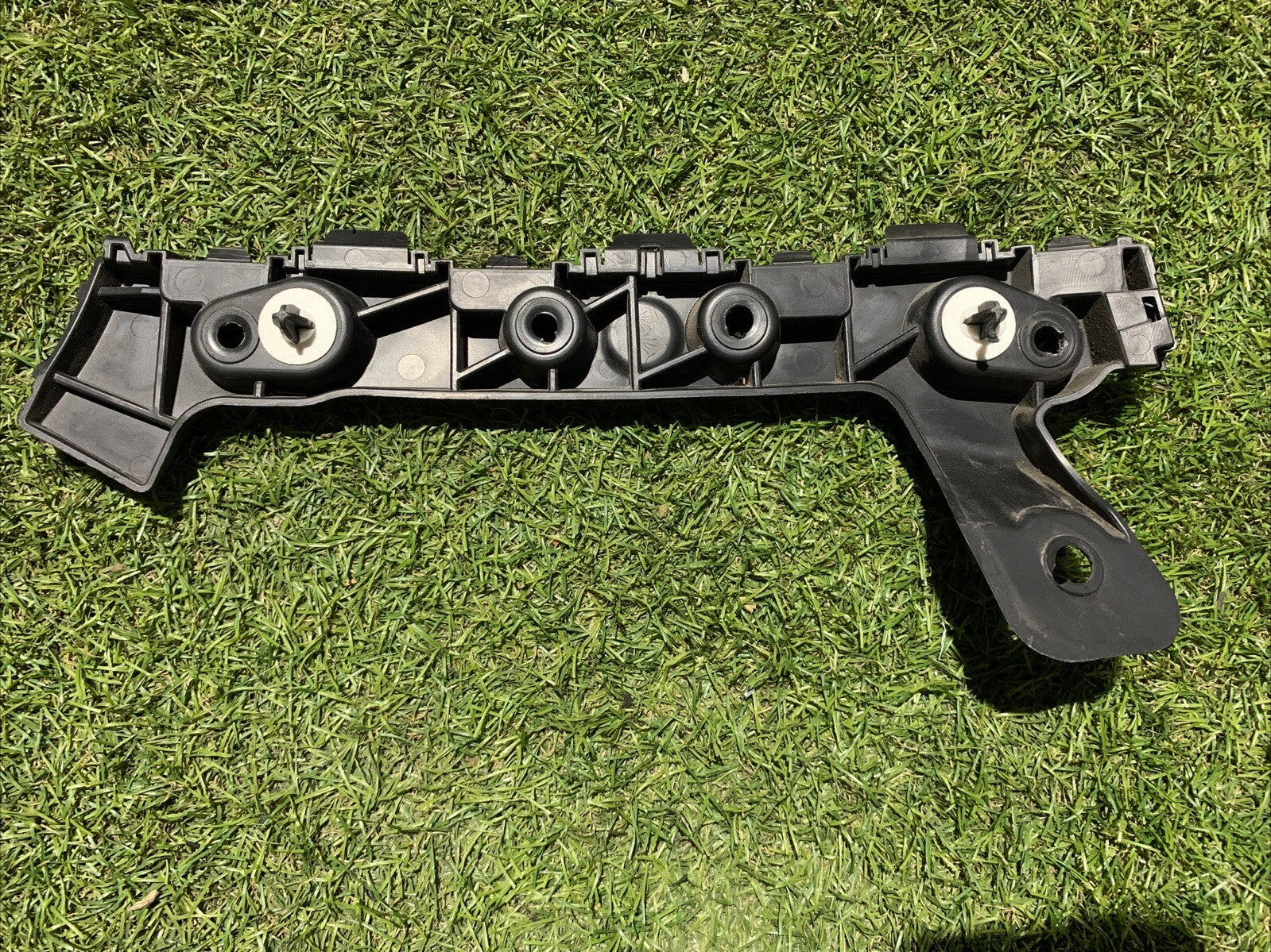 H1BB-17A882-A1 SUPPORTO PARAURTI POSTERIORE LATO SINISTRO FORD FIESTA 2019